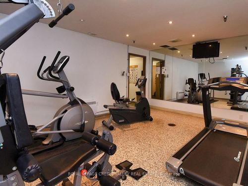 410-5 Frith Rd, Toronto, ON - Indoor Photo Showing Gym Room