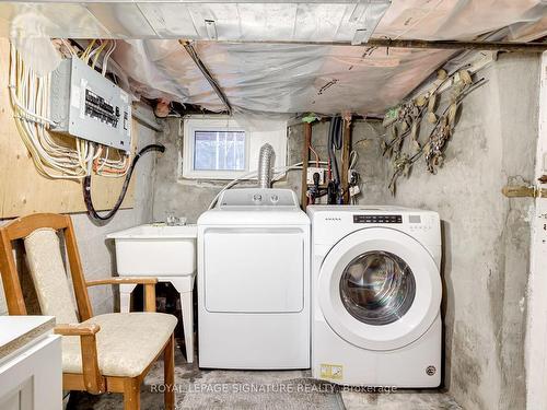 Bsmt-47 Harvey St, Hamilton, ON - Indoor Photo Showing Laundry Room