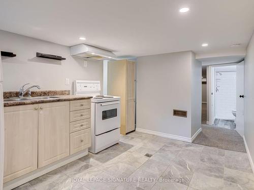 Bsmt-47 Harvey St, Hamilton, ON - Indoor Photo Showing Kitchen With Double Sink