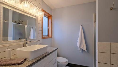 1108 Menu Road, West Kelowna, BC - Indoor Photo Showing Bathroom