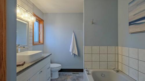 1108 Menu Road, West Kelowna, BC - Indoor Photo Showing Bathroom