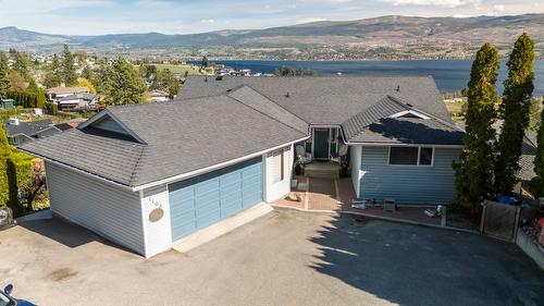 1108 Menu Road, West Kelowna, BC - Outdoor