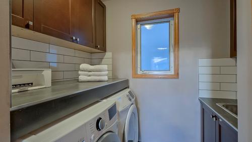 1108 Menu Road, West Kelowna, BC - Indoor Photo Showing Laundry Room