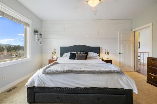 13044 Lake Hill Drive, Lake Country, BC - Indoor Photo Showing Bedroom