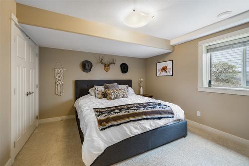 13044 Lake Hill Drive, Lake Country, BC - Indoor Photo Showing Bedroom