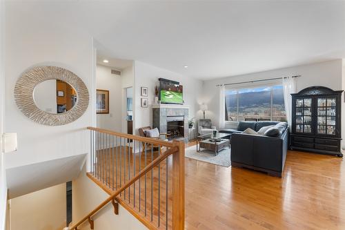 13044 Lake Hill Drive, Lake Country, BC - Indoor Photo Showing Living Room With Fireplace