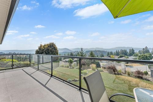 2243 Shannon Hills Place, Kelowna, BC - Outdoor With View With Exterior