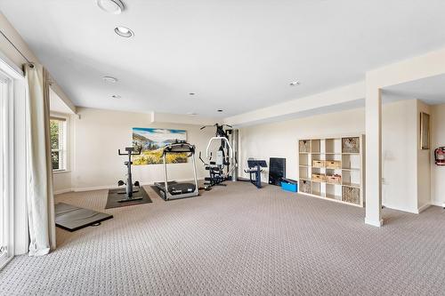 2243 Shannon Hills Place, West Kelowna, BC - Indoor Photo Showing Gym Room