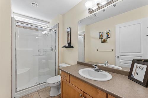 2243 Shannon Hills Place, West Kelowna, BC - Indoor Photo Showing Bathroom