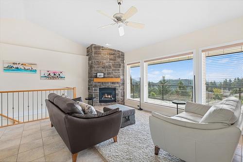 2243 Shannon Hills Place, West Kelowna, BC - Indoor Photo Showing Living Room With Fireplace