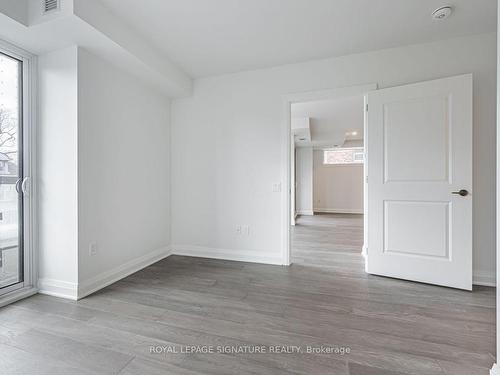 202-285 Avenue Rd, Toronto, ON - Indoor Photo Showing Other Room