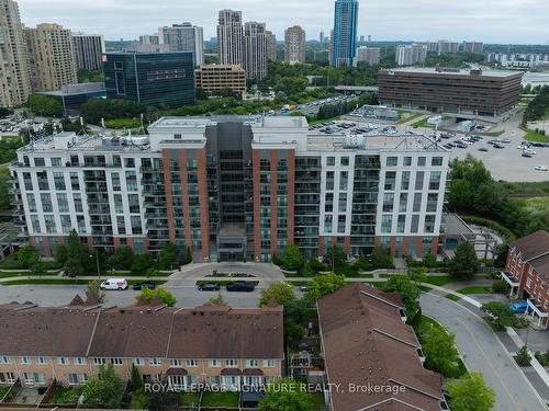 623-120 Dallimore Circ, Toronto, ON - Outdoor