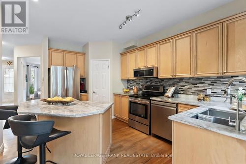 294 Ryerson Crescent, Oshawa (Samac), ON - Indoor Photo Showing Kitchen