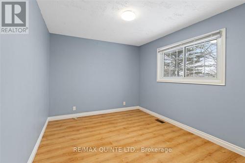 584 Highway 33 W, Quinte West, ON - Indoor Photo Showing Other Room