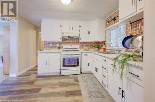 806201 County 29 Road Unit# 44, Innerkip, ON - Indoor Photo Showing Kitchen With Double Sink