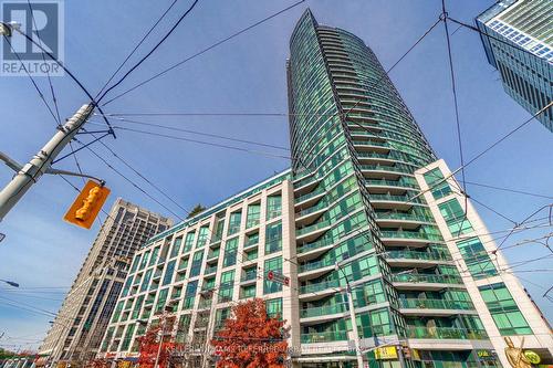 1102 - 600 Fleet Street, Toronto (Niagara), ON - Outdoor With Facade