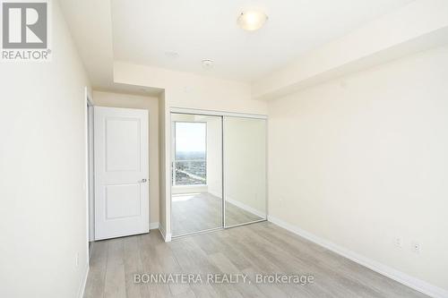 2915 - 35 Watergarden Drive, Mississauga (Hurontario), ON - Indoor Photo Showing Other Room