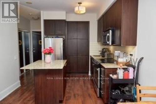 808 - 15 Viking Lane, Toronto (Islington-City Centre West), ON - Indoor Photo Showing Kitchen