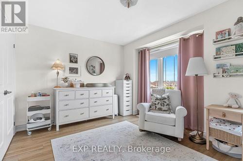 59 Edenrock Drive, Hamilton (Stoney Creek), ON - Indoor Photo Showing Bedroom