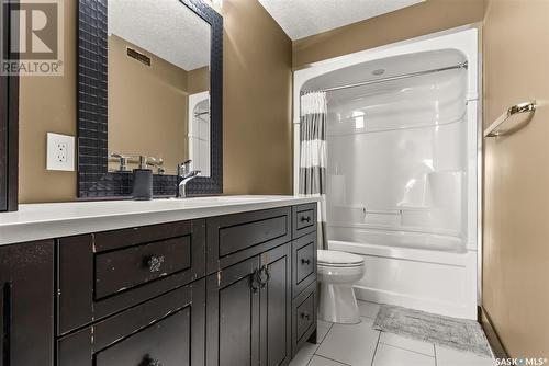 151 Centennial Drive, Grand Coulee, SK - Indoor Photo Showing Bathroom