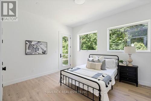 31112 Fingal Line, Dutton/Dunwich (Iona), ON - Indoor Photo Showing Bedroom