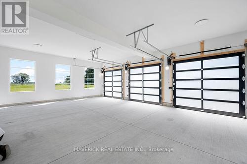 31112 Fingal Line, Dutton/Dunwich (Iona), ON - Indoor Photo Showing Garage