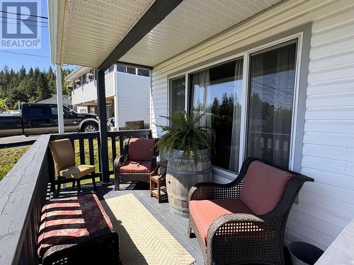 916 Scott Road, 100 Mile House, BC - Outdoor With Deck Patio Veranda With Exterior