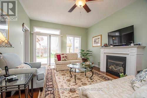 20 Deacon Crescent, Kawartha Lakes (Lindsay), ON - Indoor Photo Showing Living Room With Fireplace