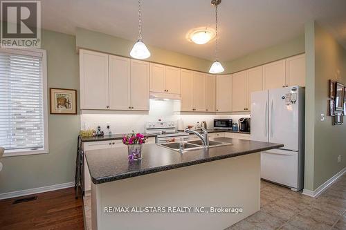 20 Deacon Crescent, Kawartha Lakes (Lindsay), ON - Indoor Photo Showing Kitchen With Double Sink