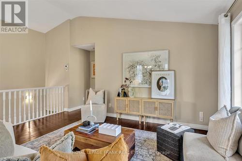 116 - 301 Carnegie Avenue, Peterborough (Northcrest), ON - Indoor Photo Showing Living Room