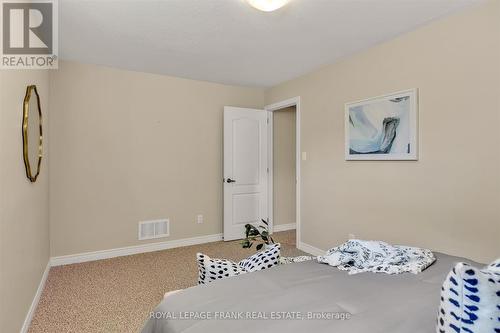 116 - 301 Carnegie Avenue, Peterborough (Northcrest), ON - Indoor Photo Showing Bedroom