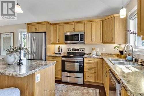 116 - 301 Carnegie Avenue, Peterborough (Northcrest), ON - Indoor Photo Showing Kitchen With Double Sink