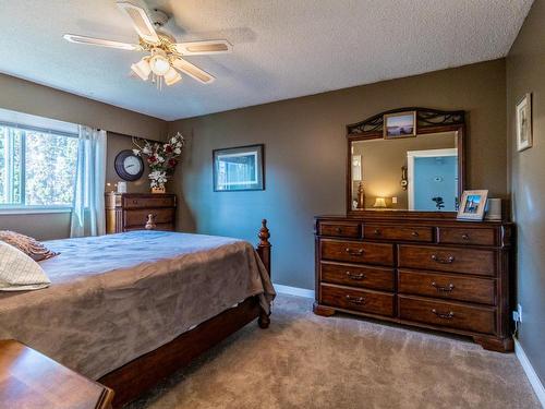 224 Cypress Ave, Kamloops, BC - Indoor Photo Showing Bedroom