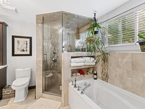 224 Cypress Ave, Kamloops, BC - Indoor Photo Showing Bathroom