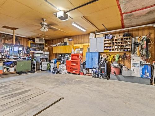 224 Cypress Ave, Kamloops, BC - Indoor Photo Showing Garage