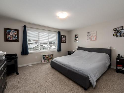 814 Invermere Crt, Kamloops, BC - Indoor Photo Showing Bedroom