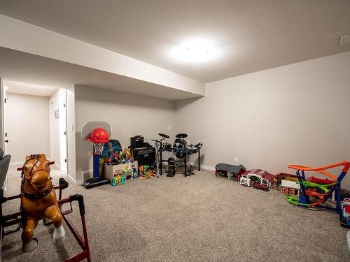 814 Invermere Crt, Kamloops, BC - Indoor