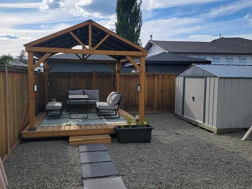 814 Invermere Crt, Kamloops, BC - Outdoor