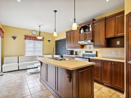 Kitchen - 2631 Rue Principale, Sainte-Julie, QC - Indoor Photo Showing Kitchen