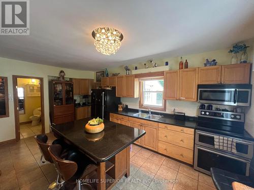 4241 Hwy 7, Asphodel-Norwood (Norwood), ON - Indoor Photo Showing Kitchen