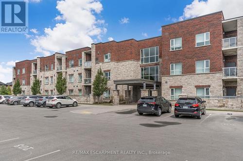 201 - 529 South Pelham Road, Welland, ON - Outdoor With Facade