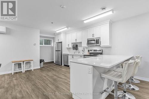 201 - 529 South Pelham Road, Welland, ON - Indoor Photo Showing Kitchen