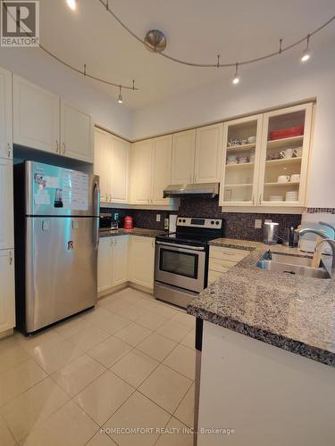 104 - 151 Upper Duke Crescent, Markham (Unionville), ON - Indoor Photo Showing Kitchen