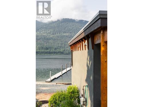 5940  3A Highway, Nelson, BC - Outdoor