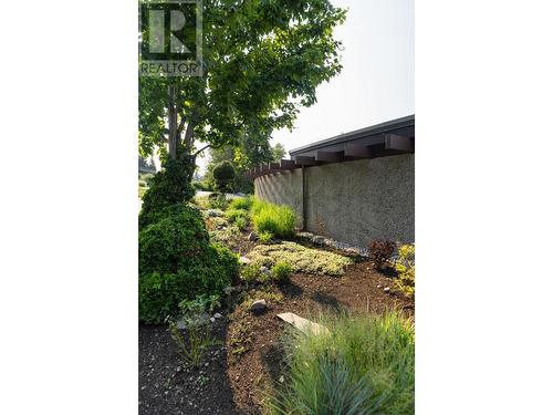 5940  3A Highway, Nelson, BC - Outdoor