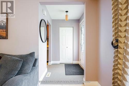 42 Adeline Avenue, New Tecumseth, ON - Indoor Photo Showing Other Room