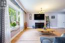 42 Adeline Avenue, New Tecumseth, ON  - Indoor Photo Showing Living Room 