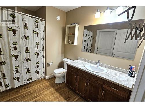 1649 Cottonwood Street, Telkwa, BC - Indoor Photo Showing Bathroom