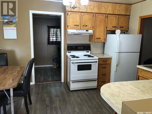 454 2Nd Avenue Ne, Preeceville, SK - Indoor Photo Showing Kitchen