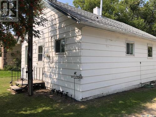 454 2Nd Avenue Ne, Preeceville, SK - Outdoor With Exterior